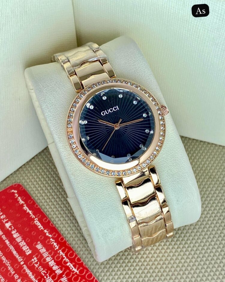 Gucci Diamond Studded Classic