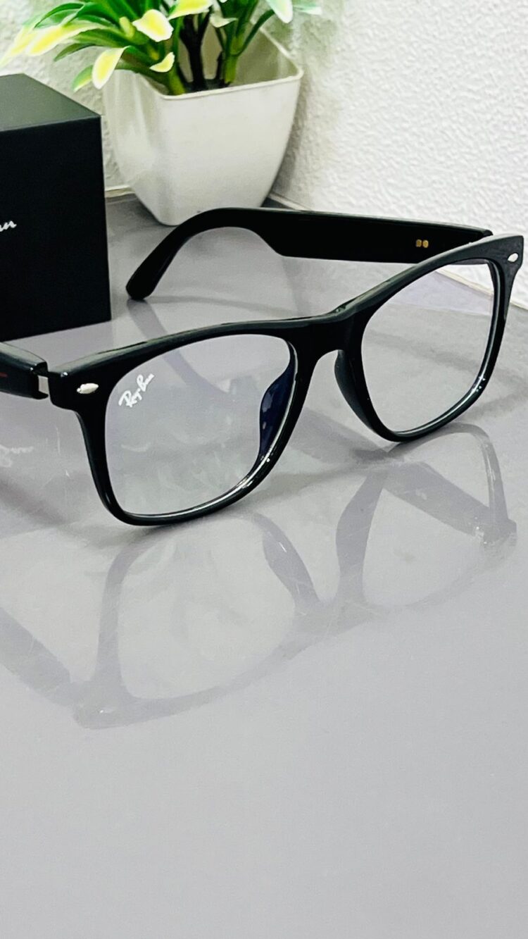 RayBan Meta Smart Sunglasses with built in Microphone and Camera - Image 6