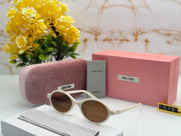 Miu Miu Premium Sunglasses Unisex