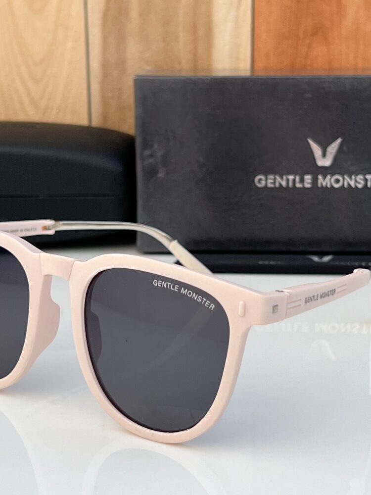 Gentle Monster Sunglasses Foldable Premium - Image 3